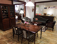 カリモク家具　新横浜ショールーム5F　デスク・カントリースタイルフロア