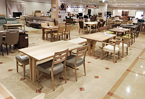 カリモク家具　新横浜ショールーム6F　ベーシックスタイルフロア