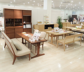 カリモク家具多摩ショールーム ダイニングセット