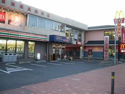 現在の宮田家具総本店